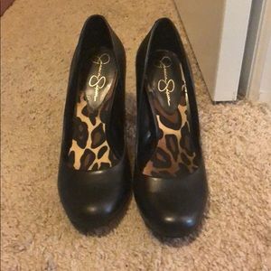 Barely used black heels